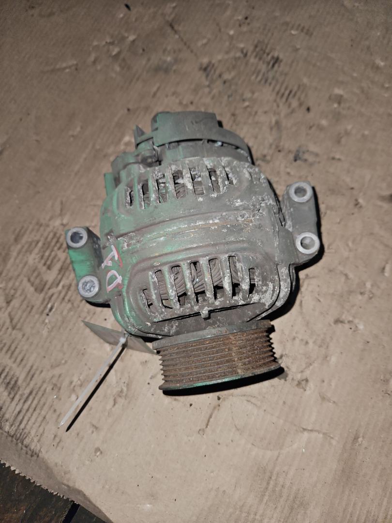 генератор DAF XF 105 1 поколение 2009, 1626130, 0124555117, 0986049320, 1927311, MG799, 1986A00930, 8EL012584321, 8EL738211781 - фото №1