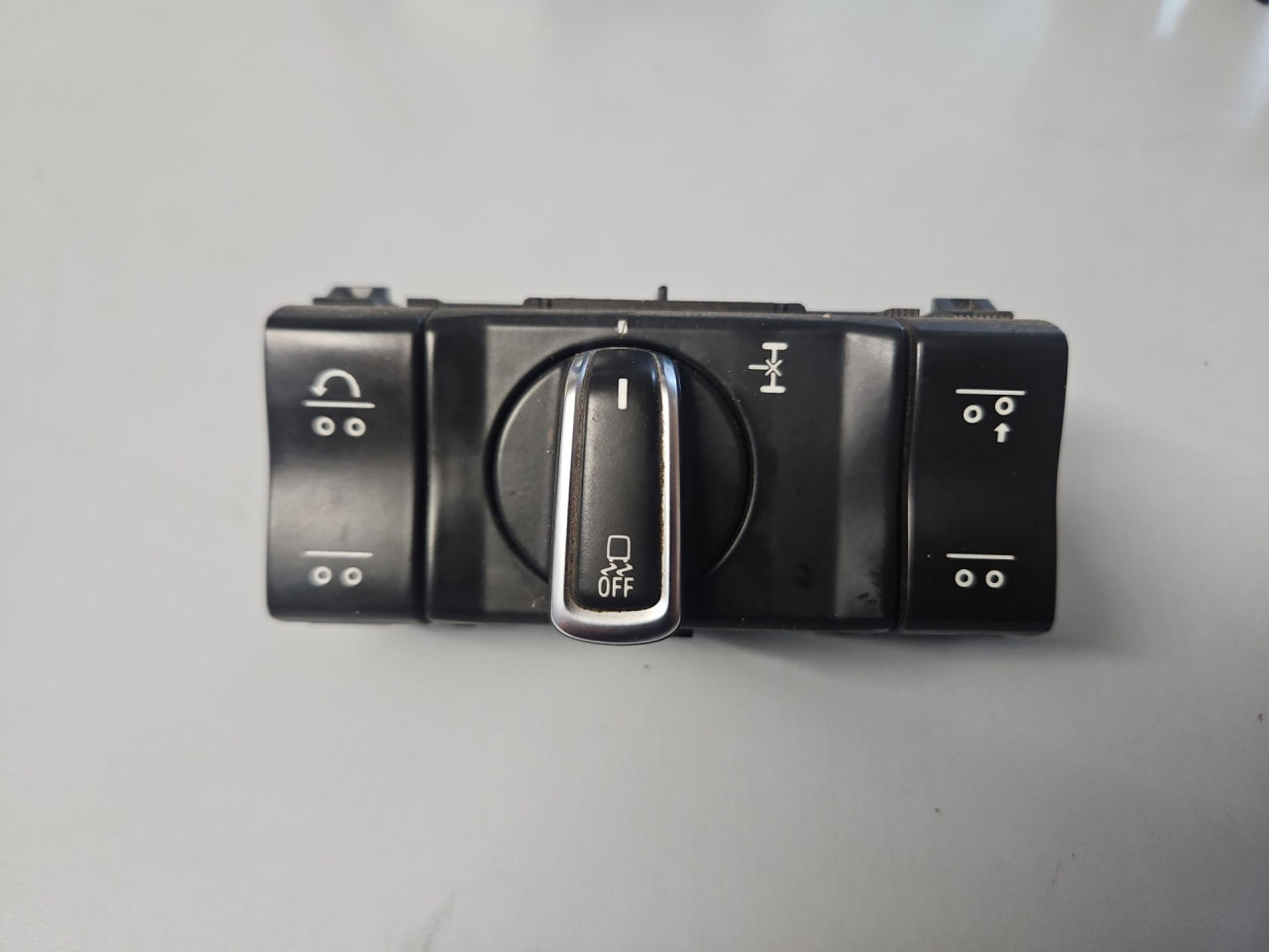 блок управления блокировкой дифференциала Scania R 4 поколение 2019, 12.7 л., DC 13.148, дизель, АКПП, белый, правый руль, 2846320, 2706604, 2587378 - фото №1