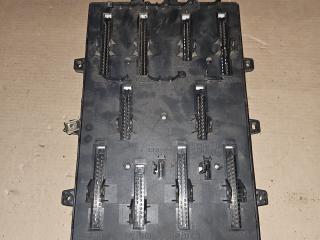 блок предохранителей Renault Magnum 4 поколение 2008, 5010561943