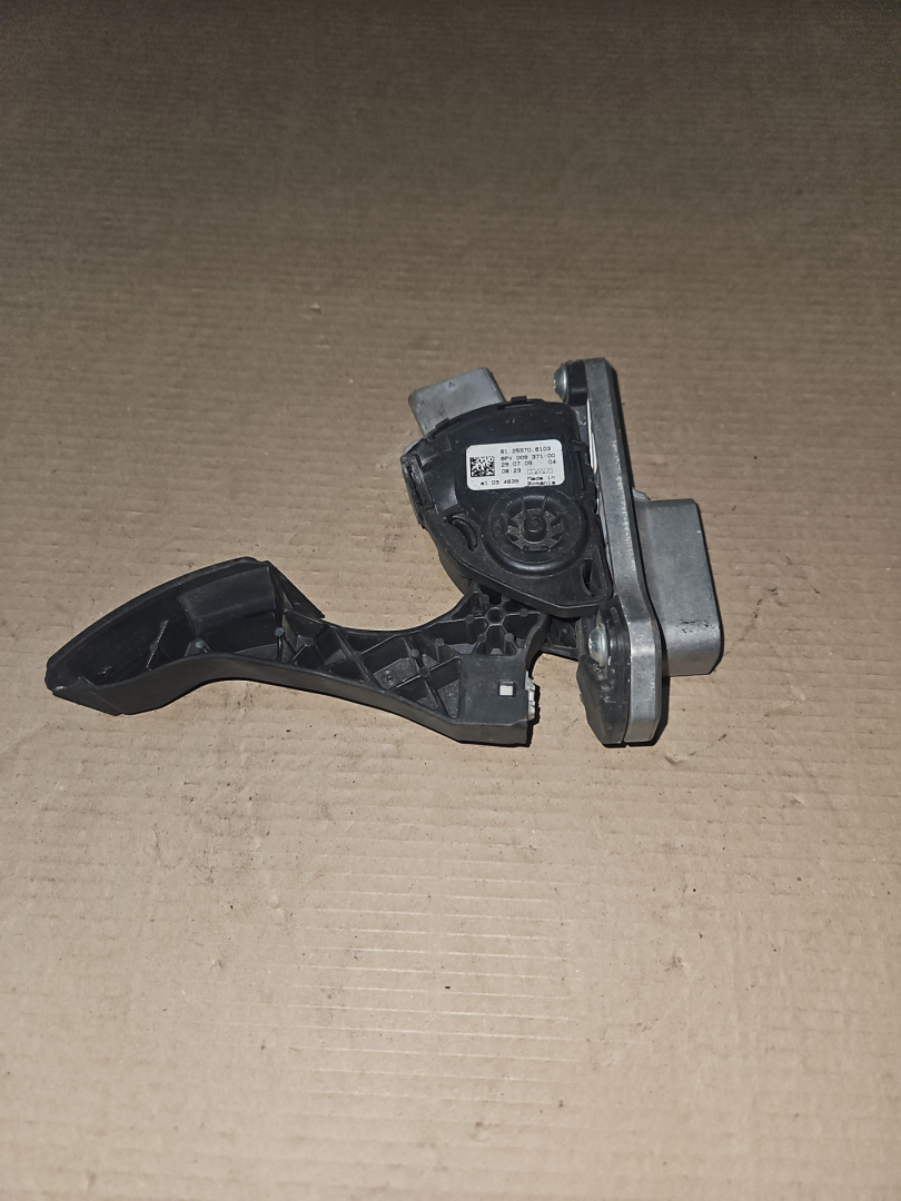 педаль MAN TGA 2009, 81259706103 - фото №1