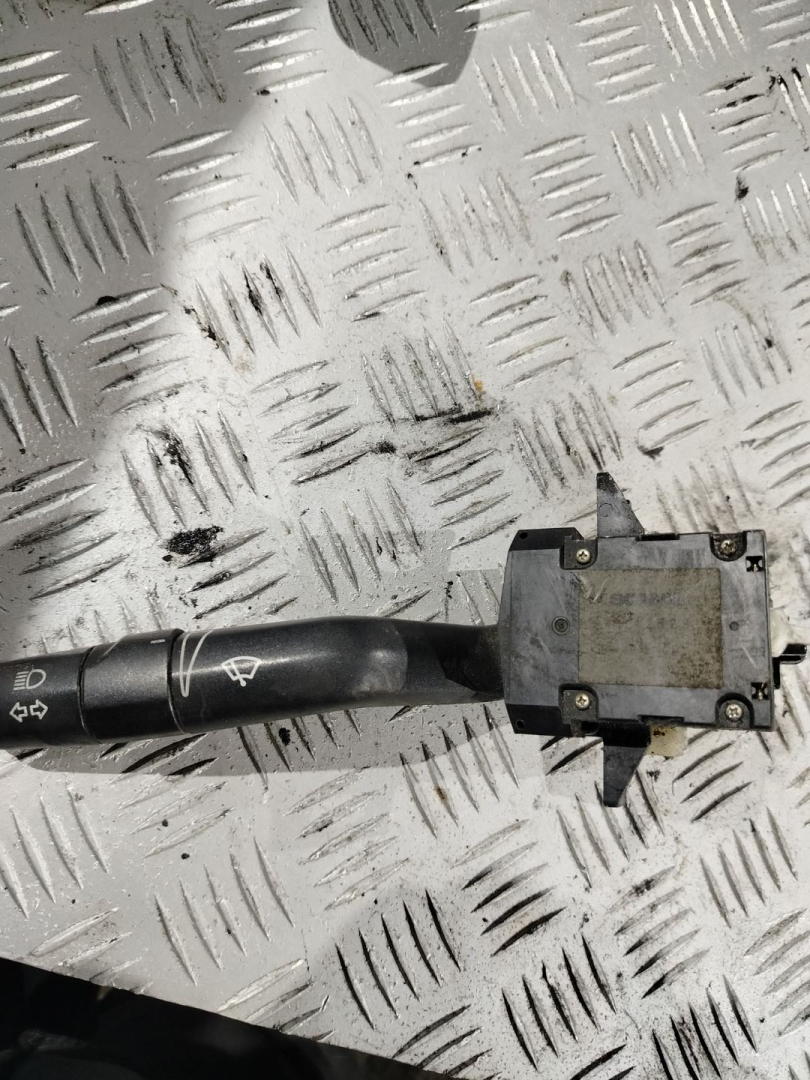 переключатель подрулевой (стрекоза) Scania R 3 поколение 2012, 12.7 л., DC 13.112, дизель, АКПП, белый, правый руль, 1542529, 1422111 - фото №1