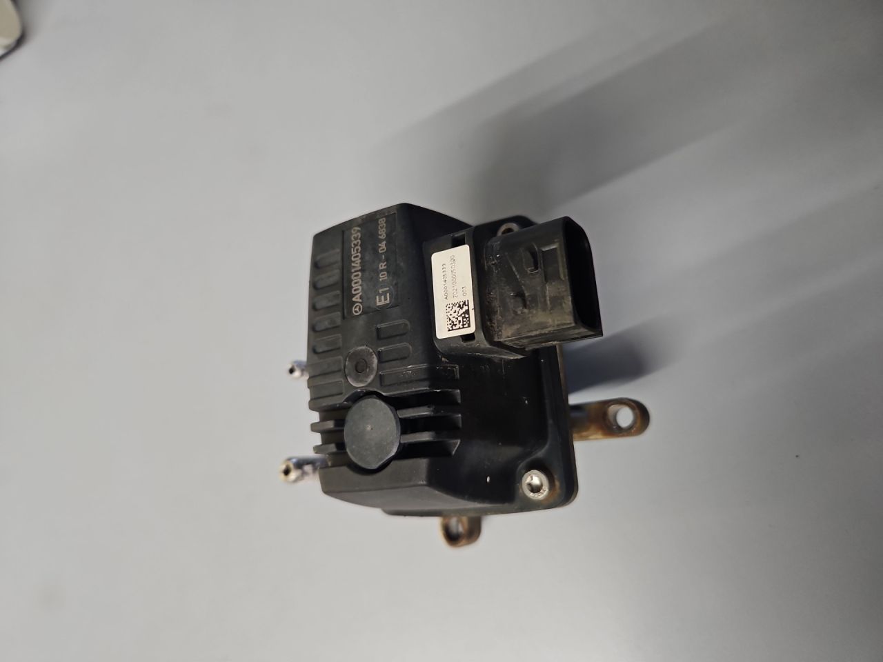 дозатор adblue Mercedes-Benz Actros 4 поколение (MP4) 2014, 12.8 л., OM 471.900, дизель, белый, правый руль, A0001405339, A0001405239 - фото №1