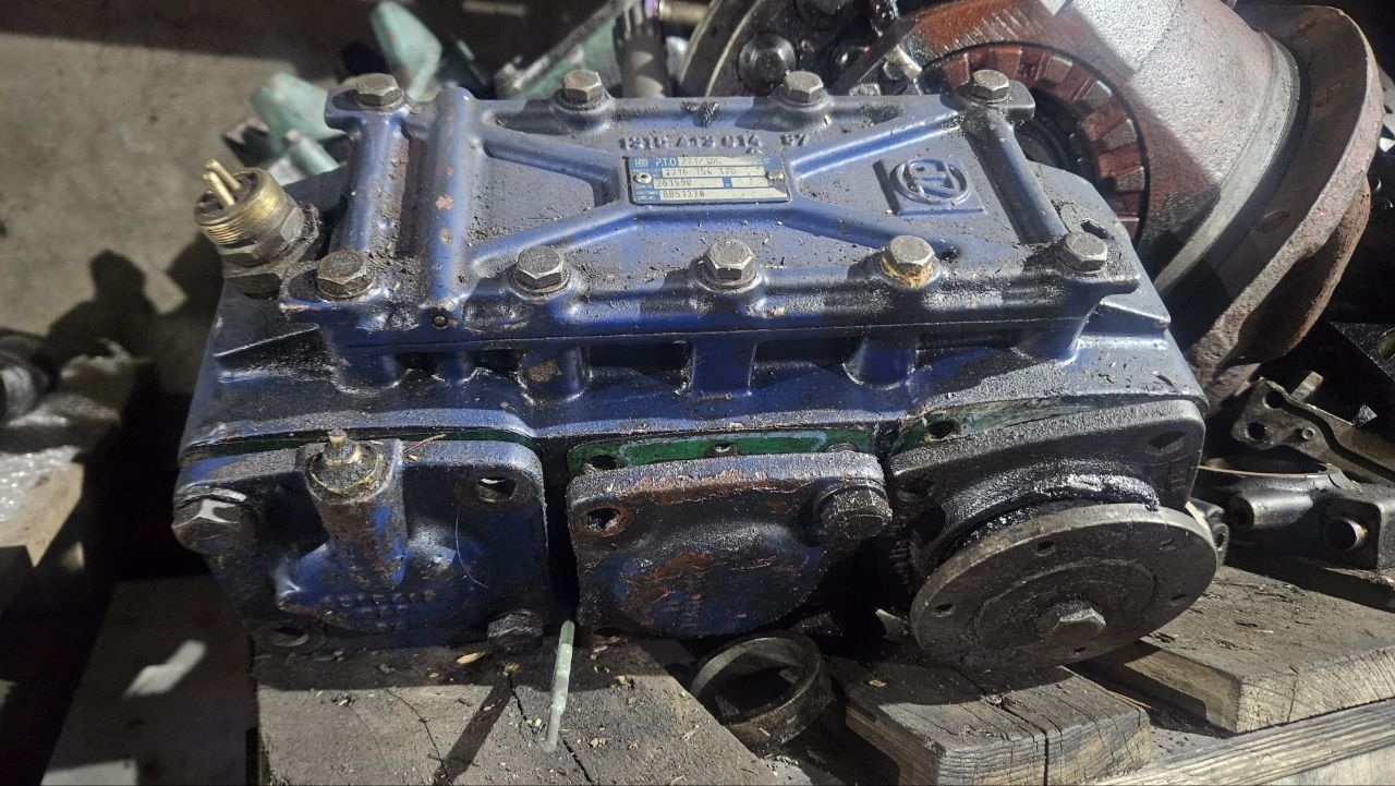 коробка отбора мощности IVECO Stralis 2 поколение 2008, 8851378, 22110C, 1315154120 - фото №1