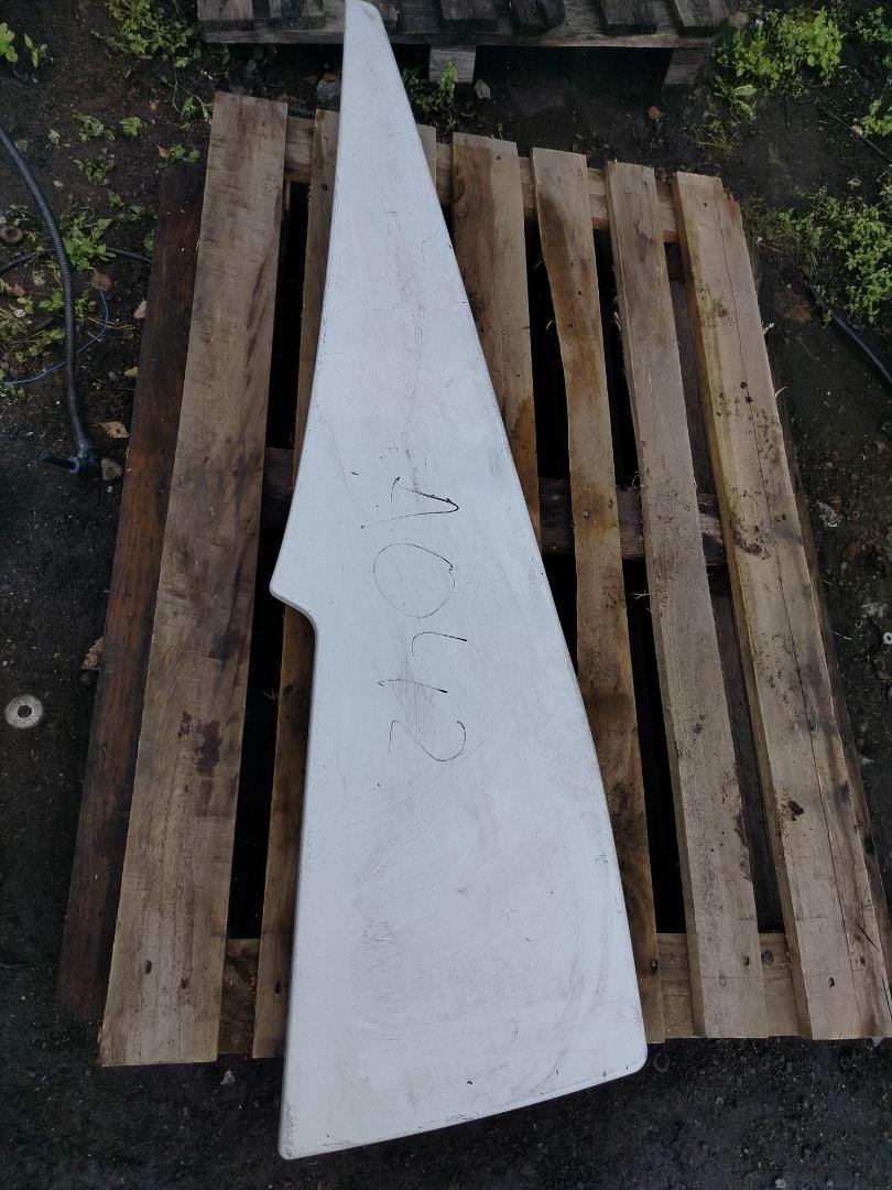 Спойлер кабины левый Mercedes-Benz Actros 3 поколение (MP3) 2013, 11.9 л., OM 541.976, дизель, робот, белый, правый руль, A9417900165 - фото №1