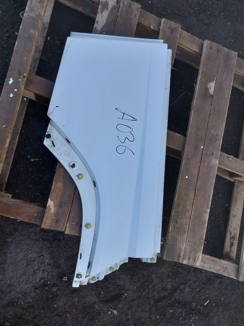 крыло Volvo FH 3 поколение 2016, АКПП, белый, правый руль, 82180201, 84233571, 21413763 - фото №1