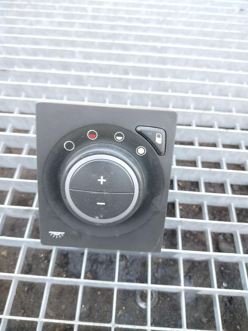 переключатель света Volvo FH 3 поколение 2013, 12.8 л., D13C500, дизель, АКПП, белый, правый руль, 22049578, 22562599 - фото №1