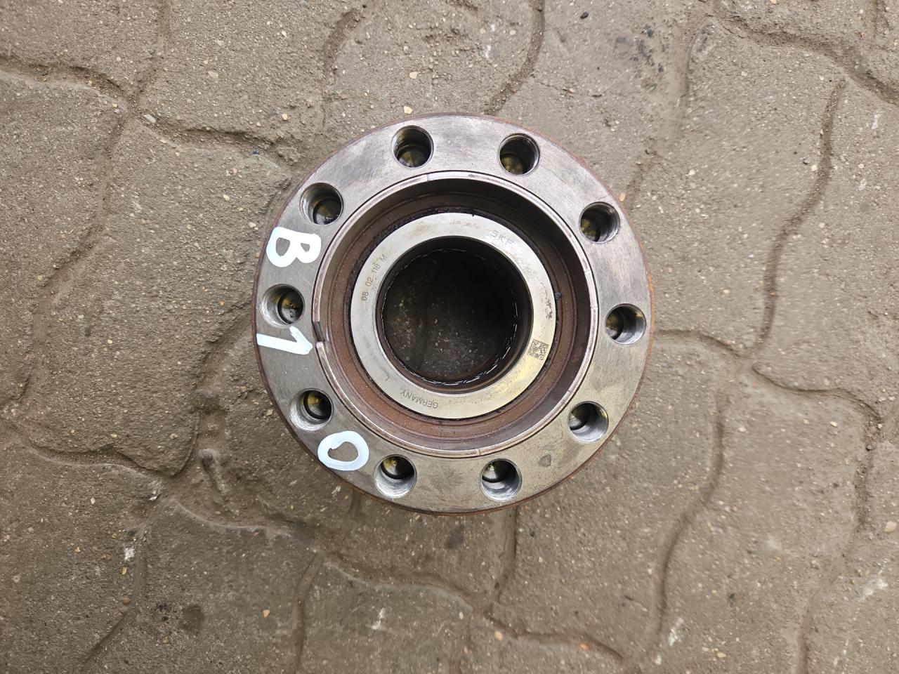 ступица передняя Mercedes-Benz Actros 4 поколение (MP4) 2015, 12.8 л., OM 471.900, дизель, белый, правый руль, A9433301325, A9603300325 - фото №1