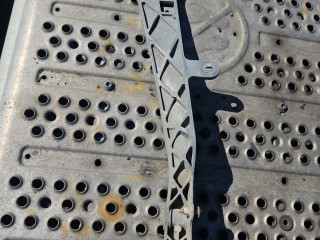 крепление бампера Mercedes-Benz Actros 4 поколение (MP4) 2015, 12.8 л., OM 471.900, дизель, белый, правый руль, A9608807665