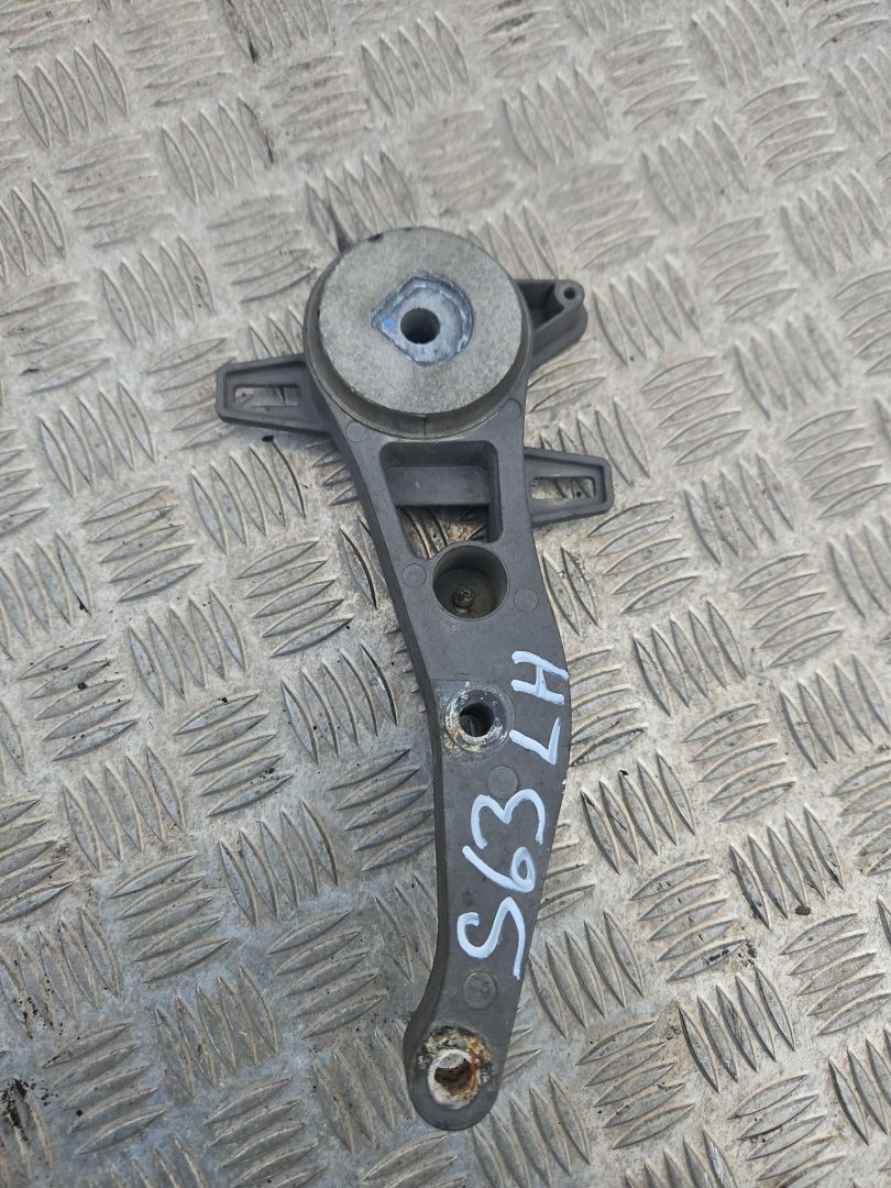 кронштейн радиатора Scania R 4 поколение 2019, 12.7 л., DC 13.148, дизель, АКПП, белый, правый руль, 2630546, 2587570 - фото №1