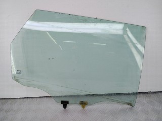 стекло двери задней правой Nissan Primera P12 2005, 1.9 л., дизель, МКПП, серебро, универсал, передний привод