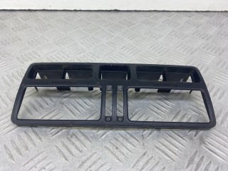 Декоративная накладка центральной консоли Volkswagen Bora 1 поколение 2002, бензин, 1J0819728E