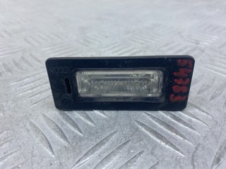 подсветка номера Skoda Fabia 1 поколение (6Y) (1999 - 2004), 1.2 л., CBZA, бензин, МКПП, серый, универсал, передний привод, 8T0943021