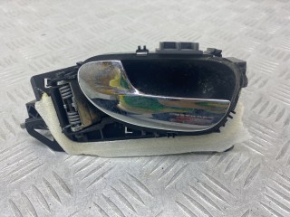 ручка внутренняя задняя левая Peugeot 307 1 поколение 2004, 1.6 л., 9HZ (DV6TED4), дизель, МКПП, серебро, универсал, передний привод, 9643604577