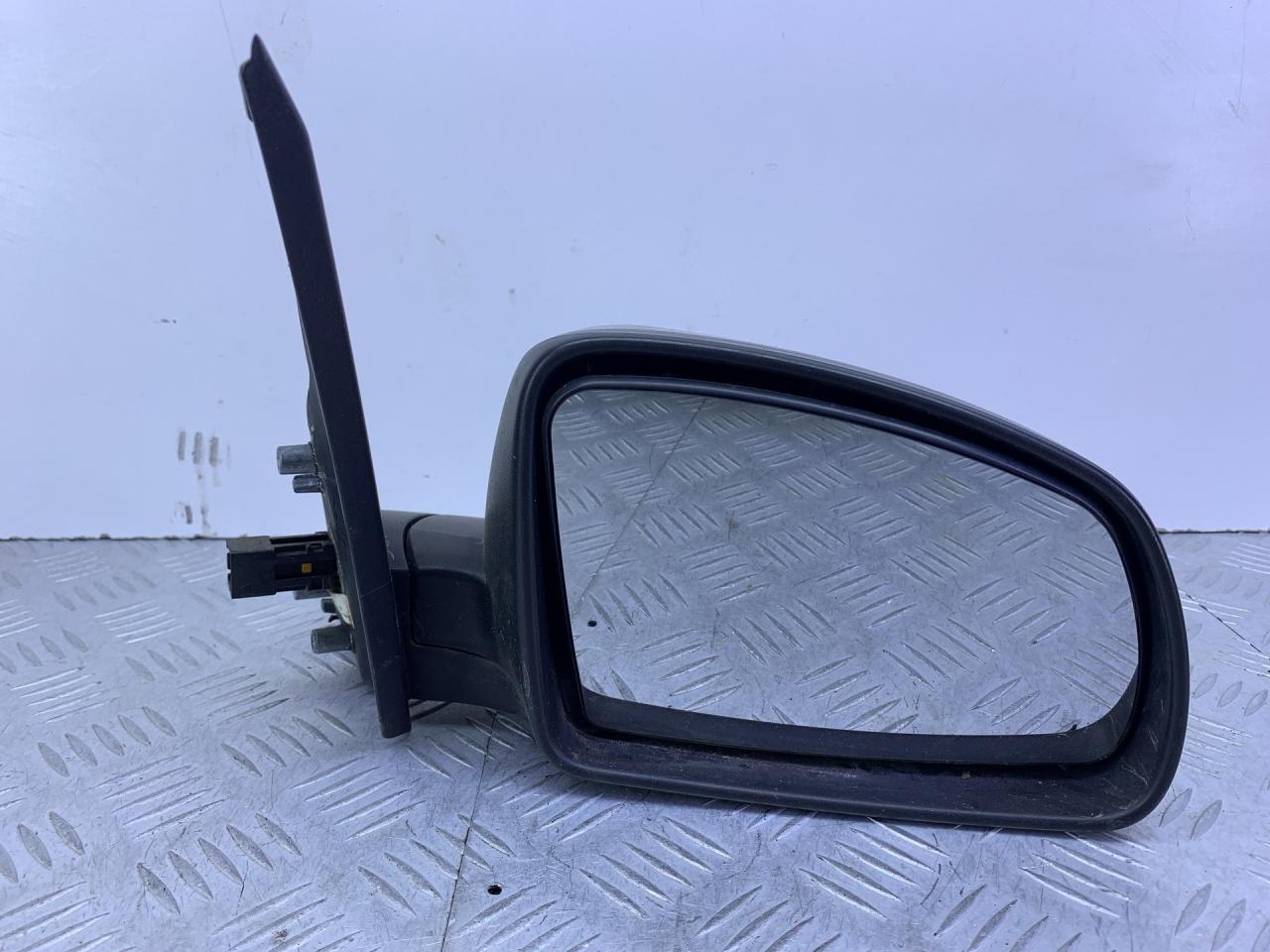 зеркало наружное правое Opel Meriva 1 поколение (A) 2004, 1.6 л., X 16 XE, бензин, серебро, минивэн, передний привод, 13113484 - фото №1