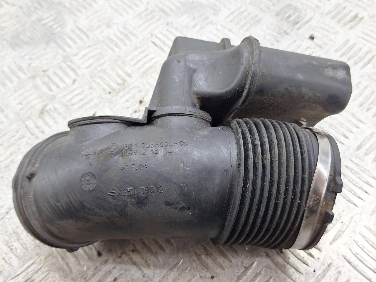 гофра инжектора BMW 3 серия E90/E91/E92/E93 2005, 2.5 л., N52 B25 AF, бензин, МКПП, серый, седан, задний привод, 753600405, 657790211 - фото №1