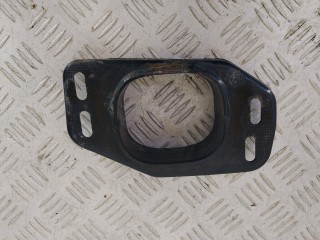 кронштейн (крепление) Audi A6 4B/C5 2000, 2.5 л., дизель, МКПП, голубой, универсал, передний привод, 4B0199335B