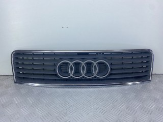 решетка радиатора Audi A6 4A/C4 1995, 2.6 л., ABC, бензин, АКПП, синий, универсал, полный привод, 4B0853651F