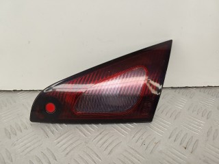 фонарь крышки багажника правый Mitsubishi Colt 6 поколение (Z30) [рестайлинг] 2008, 1.3 л., 4A90, бензин, МКПП, желтый, хетчбэк 3 дв., передний привод, 8336A1154