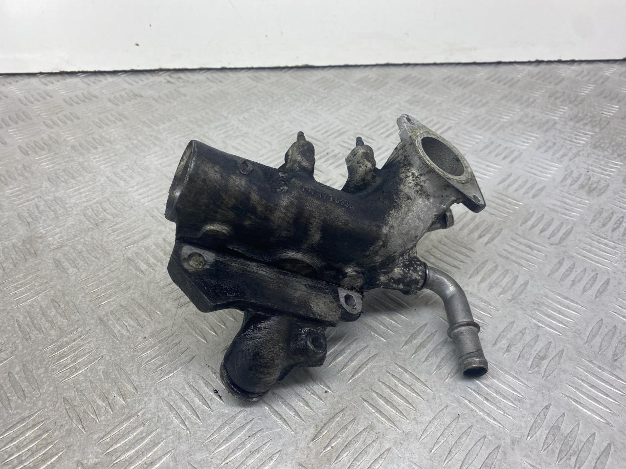 клапан EGR Nissan NV200 1 поколение (2009 - 2026), 1.5 л., K9K 646, дизель, 147171653R - фото №1
