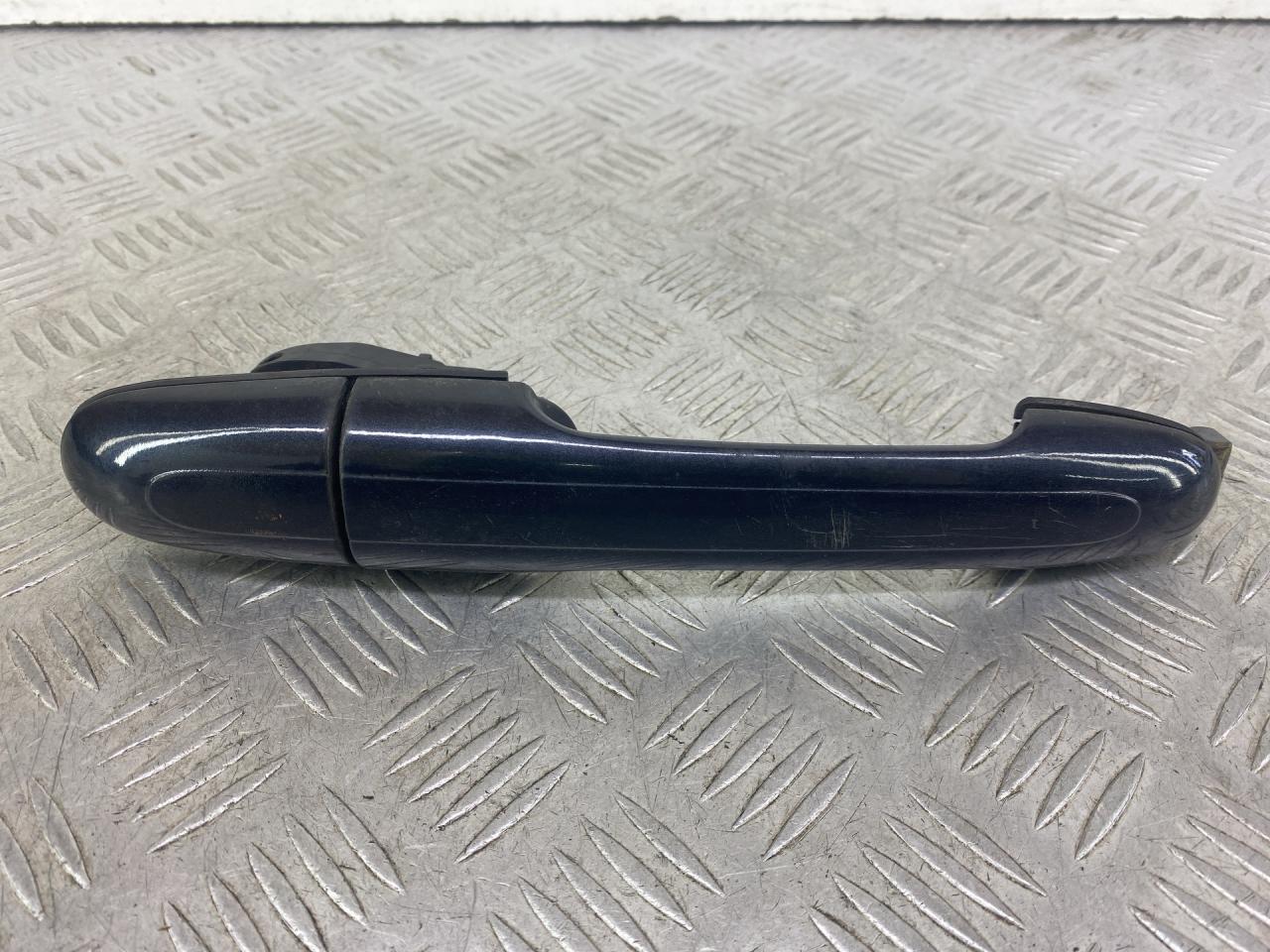 ручка наружная двери сдвижной Mercedes-Benz Vito W639 2006, 3.2 л., M 112.951, бензин, АКПП, черный, задний привод - фото №1
