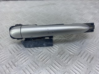 ручка наружная задняя правая Nissan Primera P12 2005, 1.9 л., дизель, МКПП, серебро, универсал, передний привод, 80611AV600