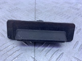 кнопка открытия багажника Renault Laguna 2 поколение 2004, 1.9 л., дизель, МКПП, серебро, универсал, передний привод, 8200002001