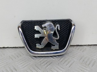 эмблема Peugeot 206 1 поколение [рестайлинг] (2002 - 2009), 9628688677