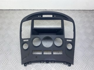Декоративная накладка центральной консоли Hyundai H-1 Grand Starex 2008, 2.5 л., дизель, МКПП, белый, минивэн, задний привод, U0629648, MT06042