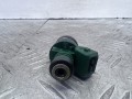 форсунка Volkswagen Golf 4 поколение 1999, 1.6 л., AKL, бензин, МКПП, серый, хетчбэк 5 дв., передний привод, 037906031AA - фото №2