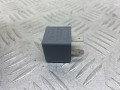 реле (прочие) Volkswagen Passat B6 (2005 - 2010), 2.0 л., дизель, универсал, 141951253B, V23134B52X227 - фото №4