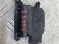 моторчик заслонки печки Mercedes-Benz Vito W639 2006, 3.2 л., M 112.951, бензин, АКПП, черный, задний привод, 0132801332, 170306020244 - фото №3