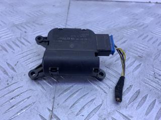 моторчик заслонки печки Skoda Octavia 2 поколение (A5) (2004 - 2009), 1K0907511, 0132801345