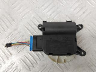 моторчик заслонки печки Audi A4 B6 2003, 1.6 л., бензин, МКПП, голубой, седан, передний привод, правый руль, 0132801302, 8E182051C