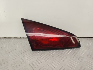 фонарь крышки багажника левый Mitsubishi Colt 6 поколение (Z30) [рестайлинг] 2008, 1.3 л., 4A90, бензин, МКПП, желтый, хетчбэк 3 дв., передний привод, 8337A051