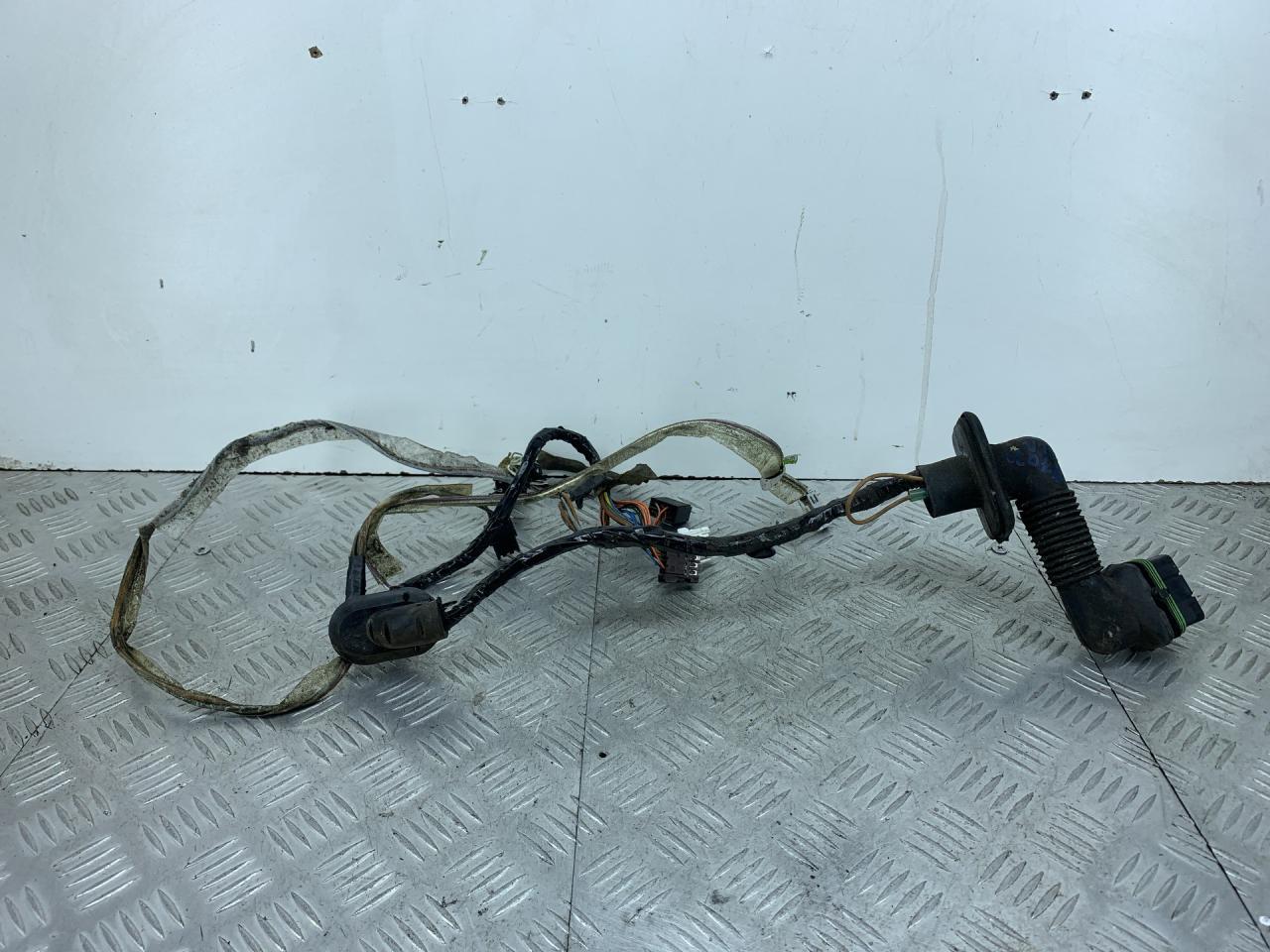 дверная проводка Renault Espace 3 поколение 1998, 2.0 л., F3R 768, бензин, МКПП, бордовый, минивэн, передний привод - фото №1