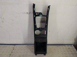 консоль салона Hyundai Santa Fe 2 поколение (CM) 2007, 2.2 л., D4EB, дизель, АКПП, серый, внедорожник 5 дв., полный привод, 8461128000