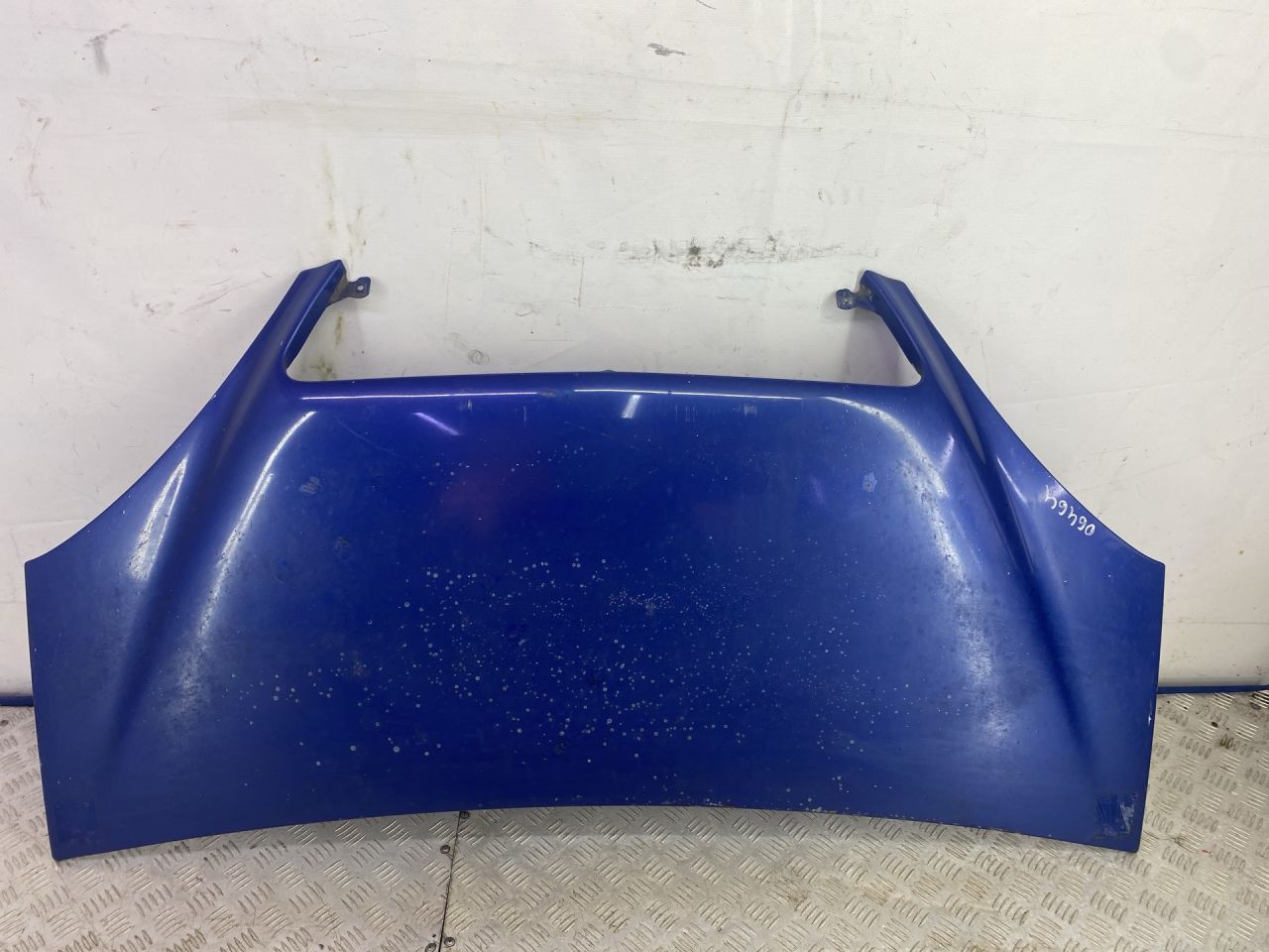 капот Mercedes-Benz A-Класс W168 1999, 1.6 л., M 166.960, бензин, МКПП, синий, минивэн, передний привод - фото №1