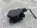 моторчик заслонки печки Land Rover Discovery 3 поколение L319 2007, 2.7 л., 276DT, дизель, АКПП, серый, внедорожник 5 дв., полный привод, MF113930-0681 - фото №2