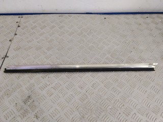 молдинг стекла двери задней Jaguar XJ 2 поколение [рестайлинг] X350 1996, 4.0 л., бензин, АКПП, седан, задний привод