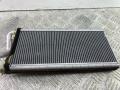радиатор отопителя (печки) Land Rover Discovery 3 поколение L319 2007, 2.7 л., 276DT, дизель, АКПП, серый, внедорожник 5 дв., полный привод - фото №3