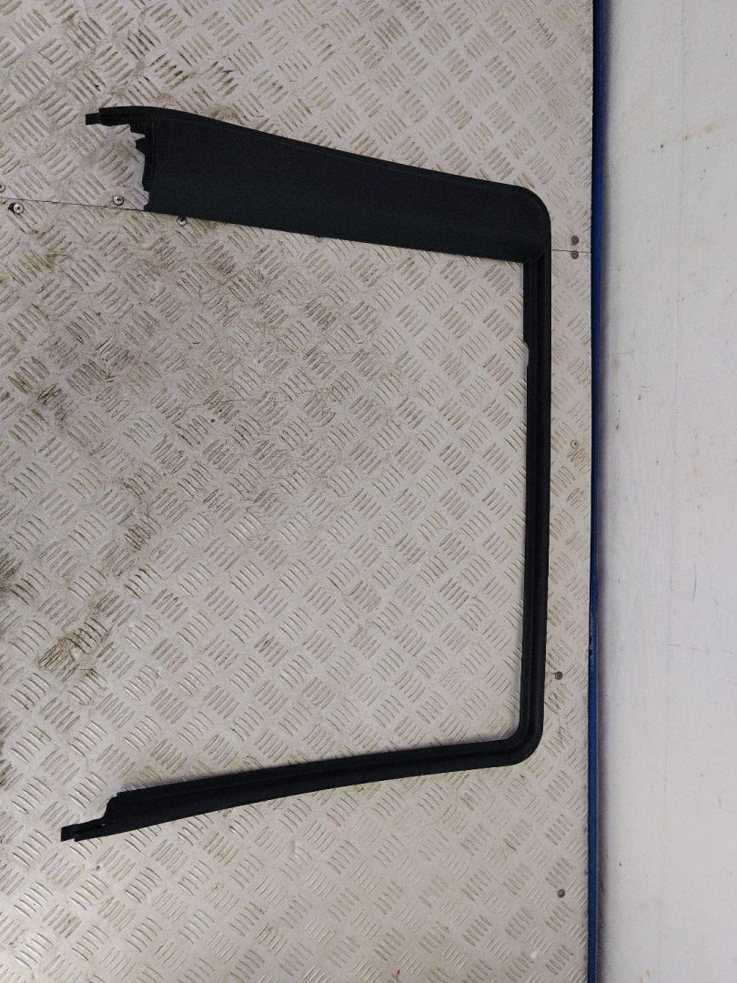 накладка двери внутренняя Land Rover Discovery 3 поколение L319 2007, 2.7 л., 276DT, дизель, АКПП, серый, внедорожник 5 дв., полный привод, ELN000033 - фото №1