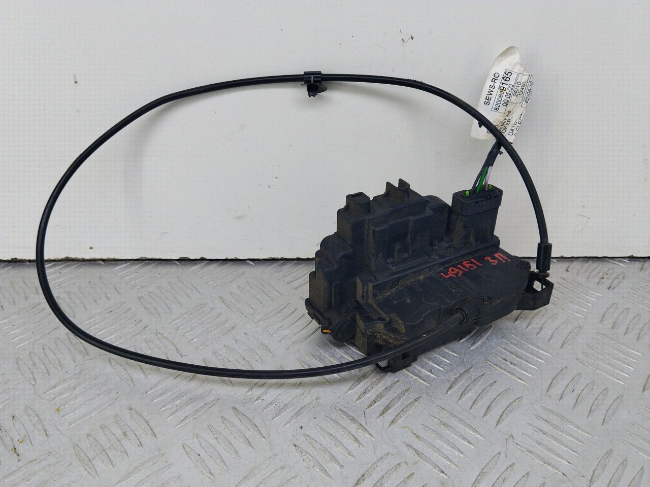 замок двери задней правой Renault Kangoo 2 поколение 2012, 1.5 л., K9K 702, дизель, МКПП, черный, фургон, передний привод, 8200497719, 8200809165 - фото №1