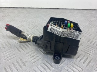 блок предохранителей Volkswagen Passat B6 (2005 - 2010), 2.0 л., дизель, универсал, 3C0880204D