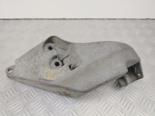 кронштейн генератора Opel Vectra B 1996, 1.6 л., X 16 XEL, бензин, АКПП, передний привод, 90502614