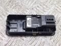 кнопка стеклоподъемника двери задней левой Land Rover Discovery 3 поколение L319 2007, 2.7 л., 276DT, дизель, АКПП, серый, внедорожник 5 дв., полный привод, YUD501070PVJ, 070718-1 - фото №3