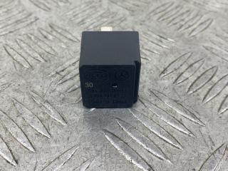 реле (прочие) Mercedes-Benz E-Класс W213/S213/C238/A238 (2016 - 2020), 2.0 л., OM 654.920, дизель, АКПП, серый, седан, задний привод, 4RA00779151, A0009828223