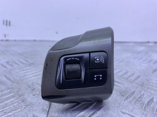 кнопки управления на руле Opel Zafira 2 поколение (B) 2007, 1.9 л., Z 19 DT, дизель, желтый, минивэн, передний привод, 440758813