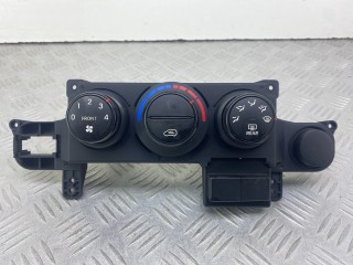 блок управления печки / климат-контроля Hyundai H-1 Grand Starex 2008, 2.5 л., дизель, МКПП, белый, минивэн, задний привод, 972504HXXX