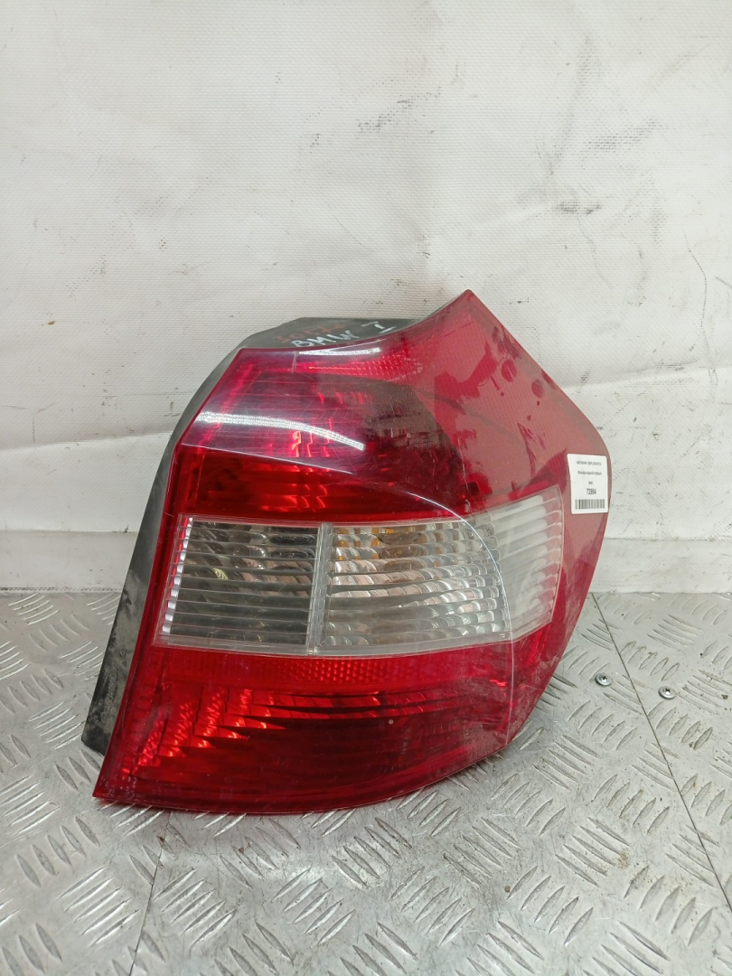 фонарь задний правый BMW 1 серия E81/E82/E87/E88 2005, 2.0 л., дизель, МКПП, хетчбэк 5 дв., задний привод, 622450212 - фото №1