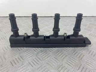 катушка зажигания Opel Corsa D 2010, 1.2 л., A 12 XEL, бензин, 19005362, 55577898, 0H130816